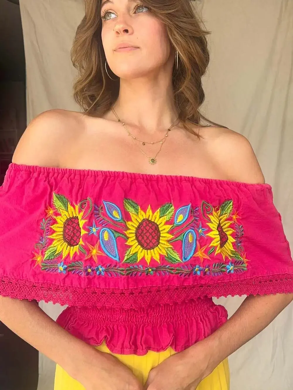 Vintage Hot Pink Off the Shoulder Embroidered Sunflower Oaxacan Summer Top - Picture 2 of 10